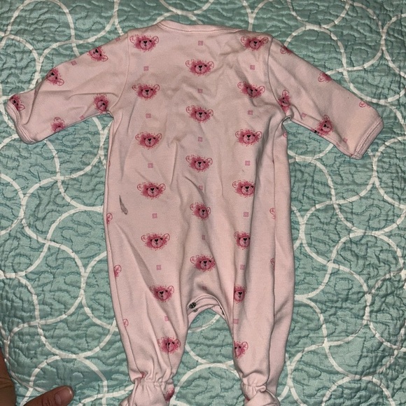 Givenchy Pink Cozy Footie One Piece with bear print 
Good condition - Picture 7 of 8